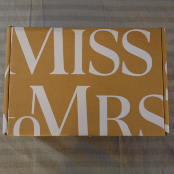 Miss to Mrs. "WIFEY" Sweatshirt - 2XL - Picture 2 of 4